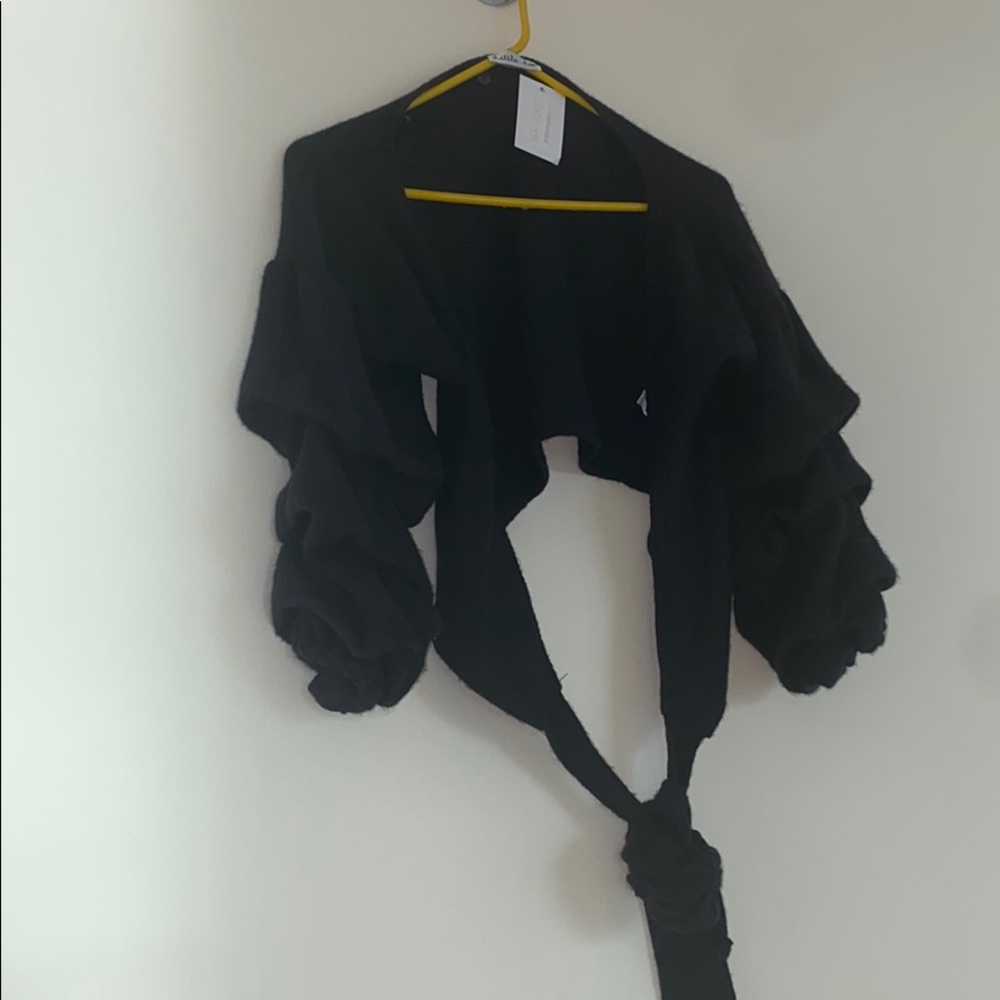 Little lies black puff sleeve wrap